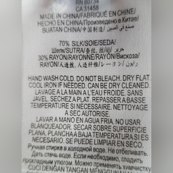 BCBG sweater in size xxs. - Picture 3 of 5